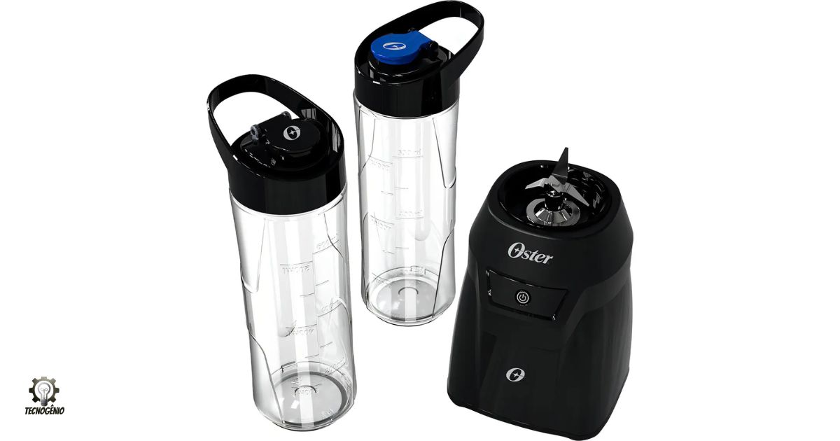 Liquidificador portátil Oster OBLD700 preto com duas jarras To Go
